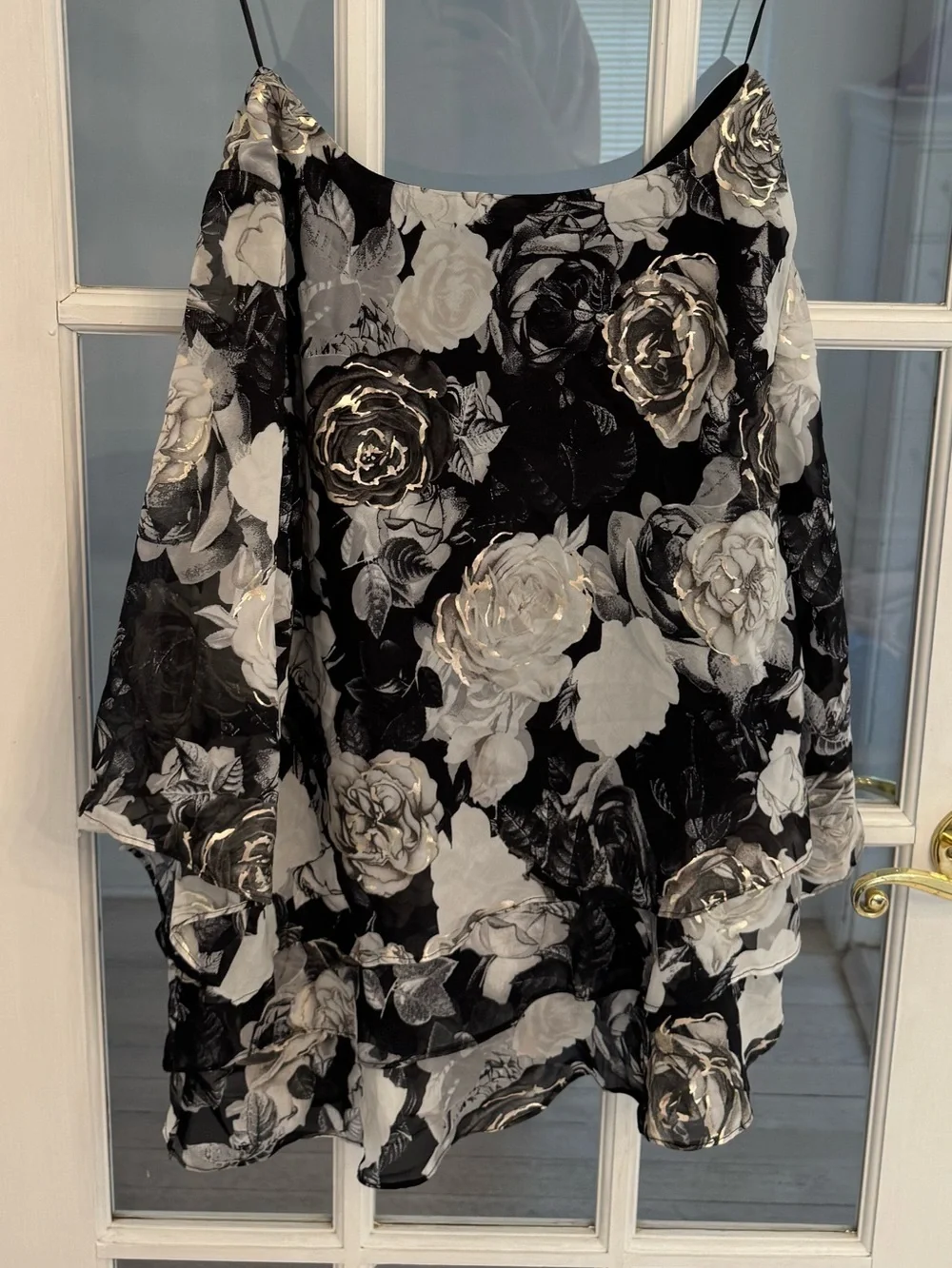 ALEX EVENINGS Women’s Black & White Floral Print Asymmetrical Tiered Blouse